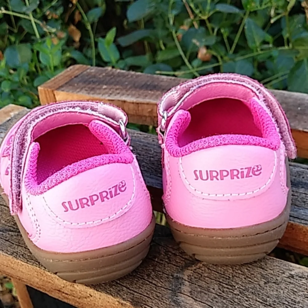 SIZE 4:SURPRIZE BABY SHOE - Picture 4 of 7